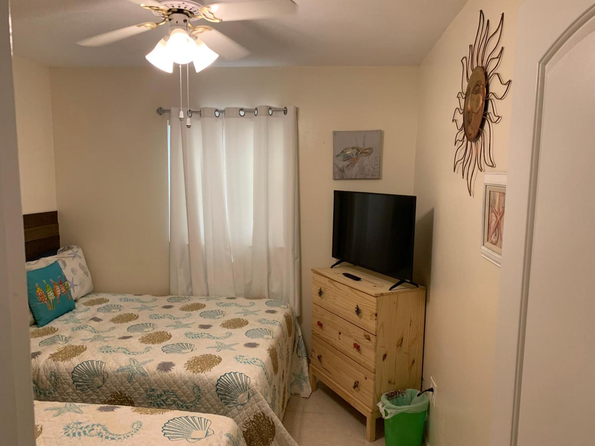 Michaels -Beachside Bungalows St. Pete Beach Exteriör bild